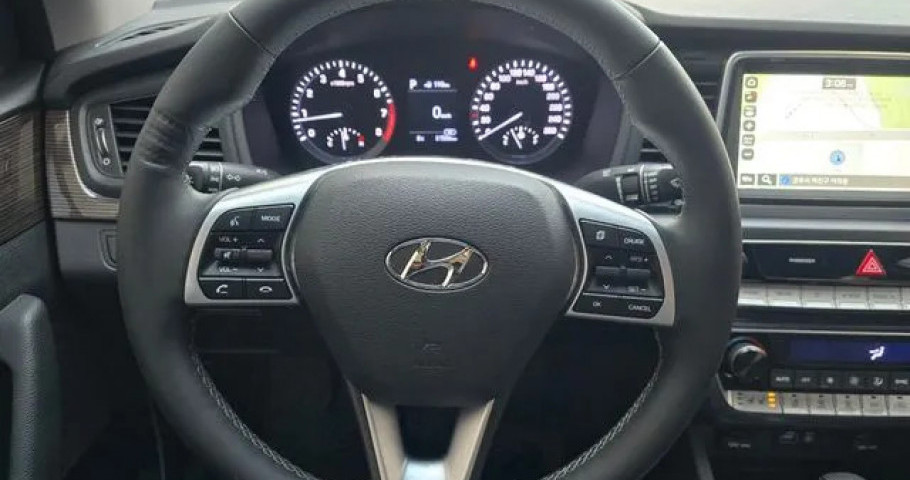 Hyundai Sonata 