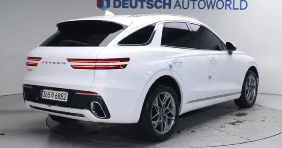 Genesis Gv70 