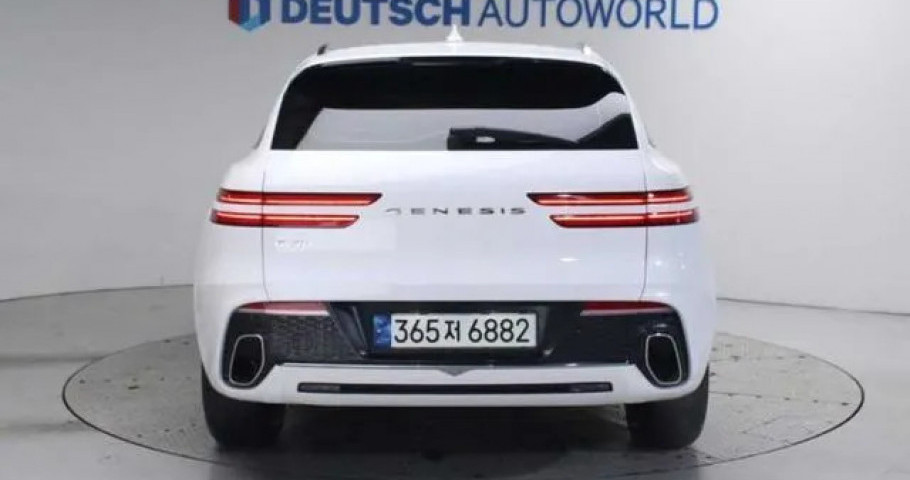 Genesis Gv70 