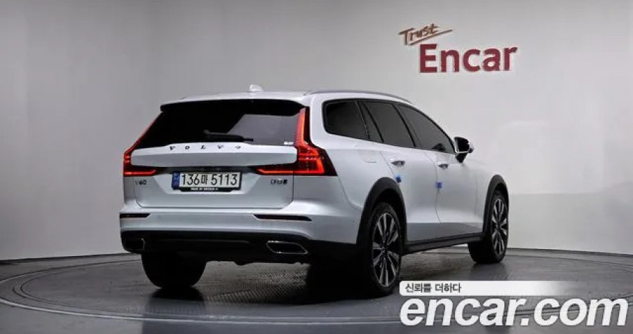 Volvo V60 
