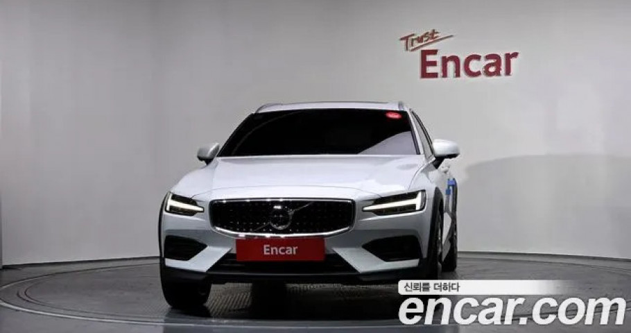 Volvo V60 