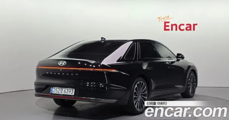 Hyundai Grandeur 