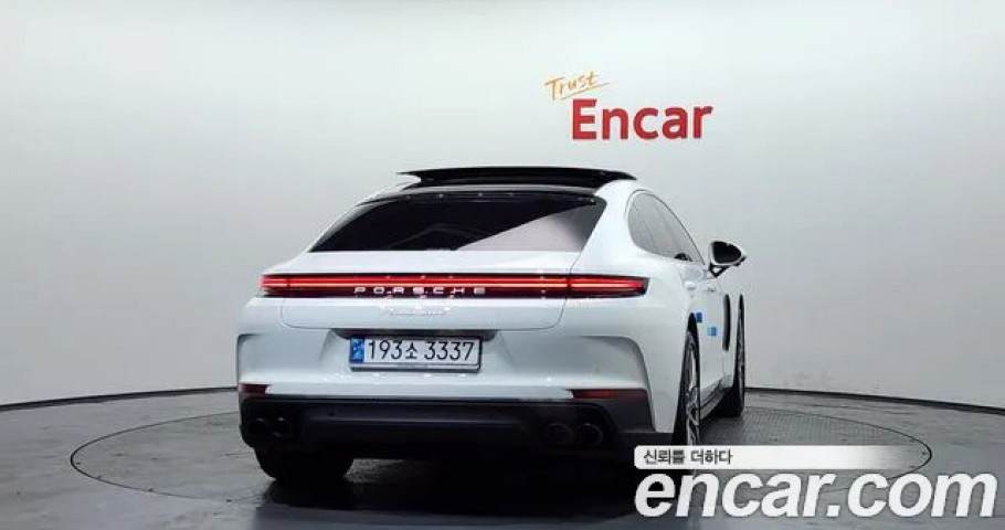 Porsche Panamera 