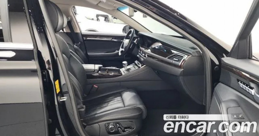 Genesis G90 