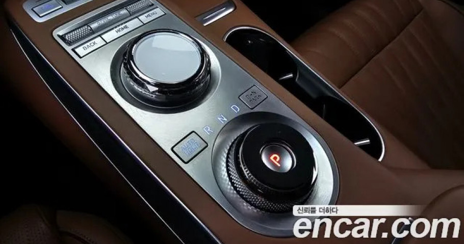 Genesis Gv70 