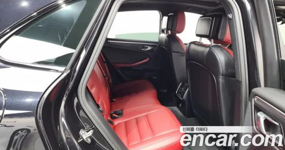Porsche Macan 