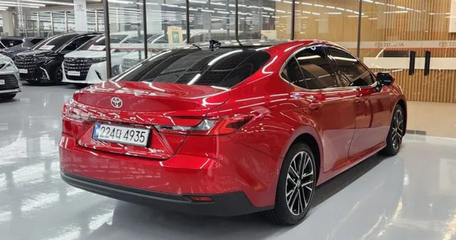 Toyota Camry 