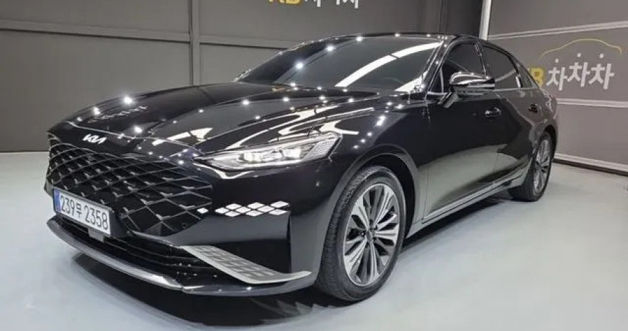 Kia K8 