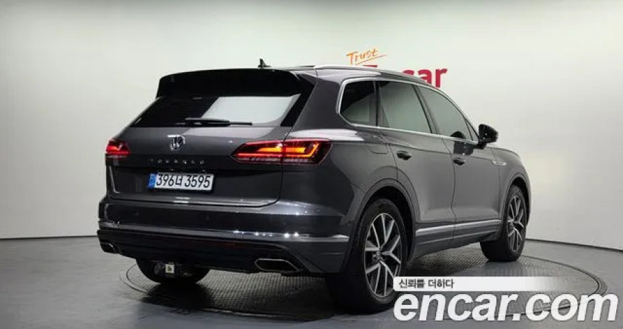 Volkswagen Touareg 