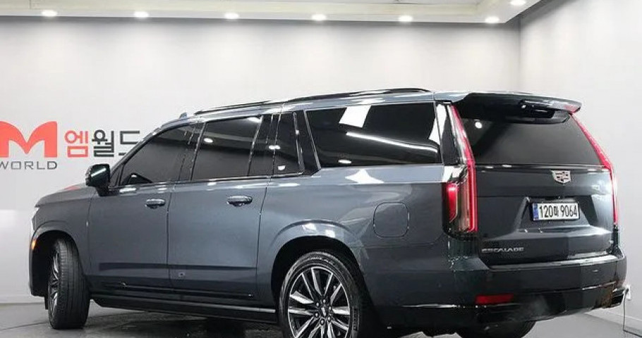 Cadillac Escalade 