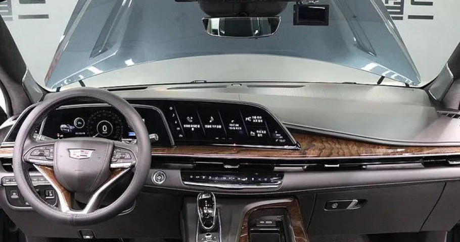 Cadillac Escalade 
