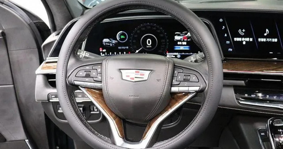 Cadillac Escalade 