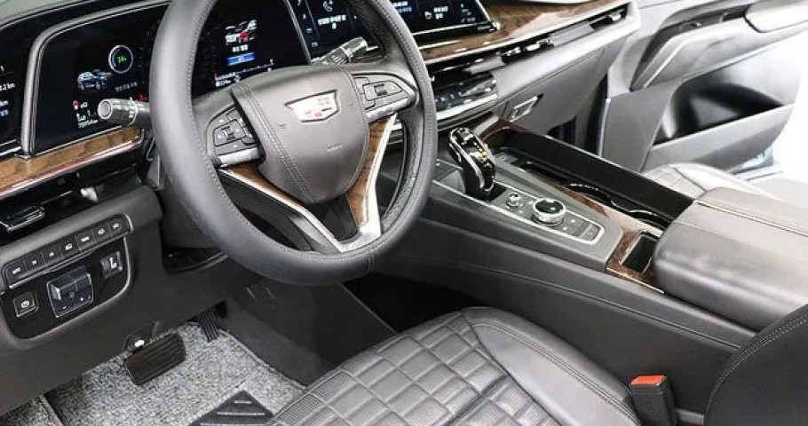 Cadillac Escalade 