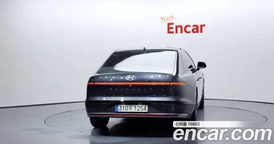 Hyundai Grandeur 