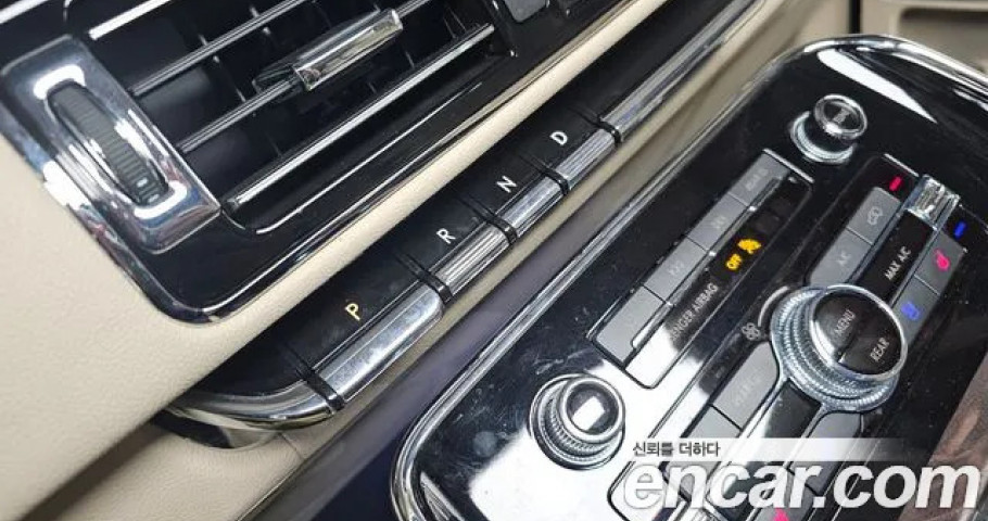 Lincoln Navigator 