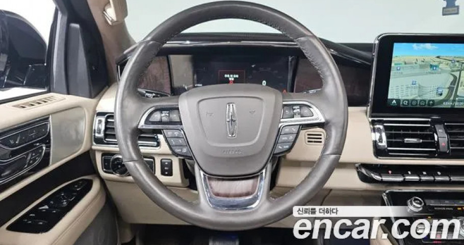 Lincoln Navigator 