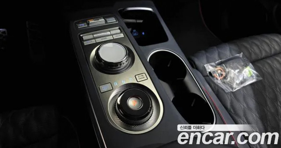 Genesis Gv70 