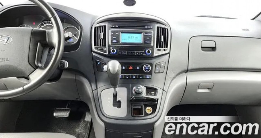 Hyundai Starex 