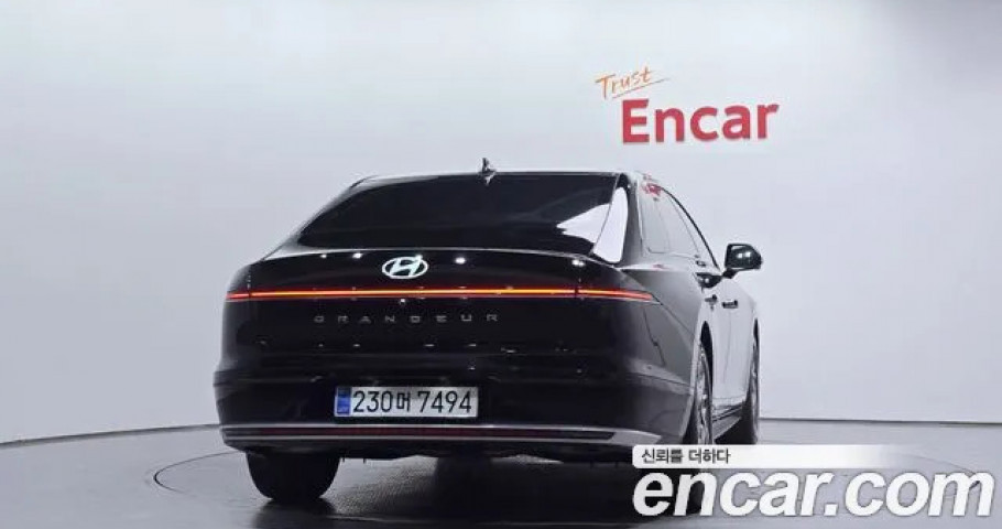 Hyundai Grandeur 