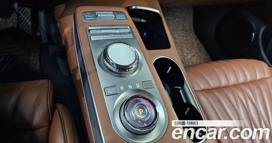 Genesis Gv70 