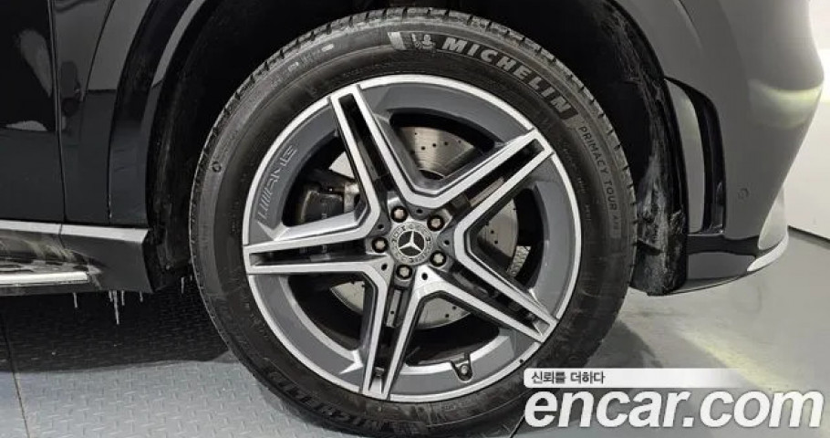 Mercedes-Benz Gls-Class 