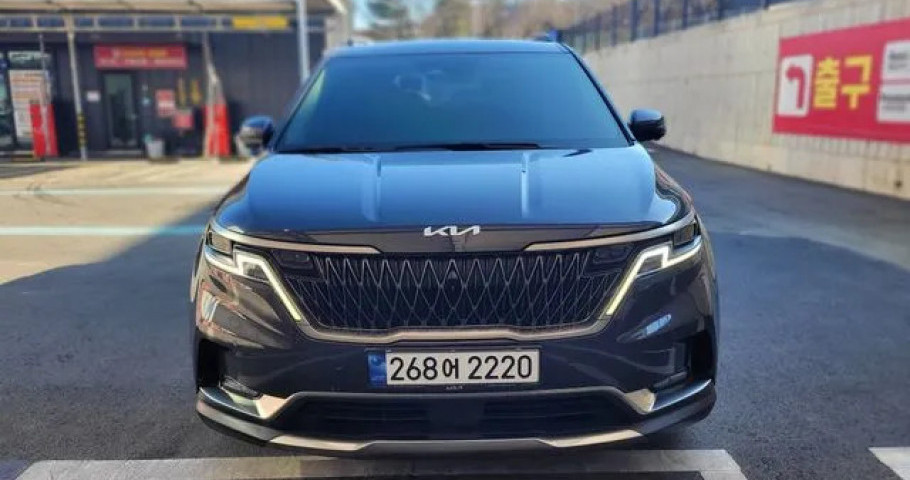 Kia Carnival 
