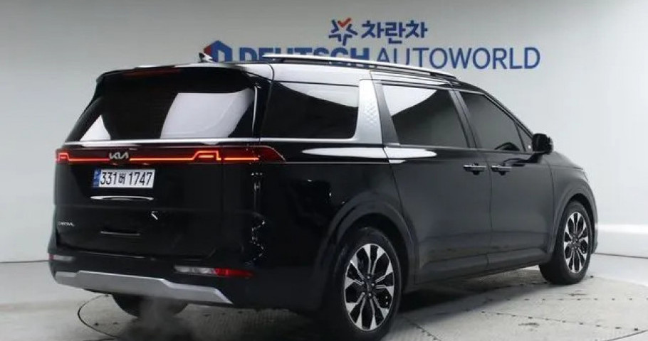 Kia Carnival 