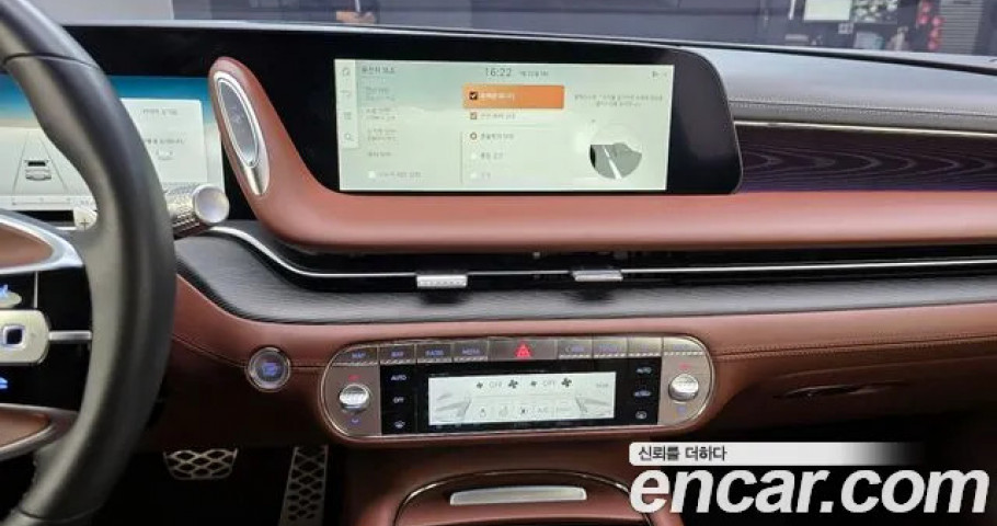 Genesis G90 