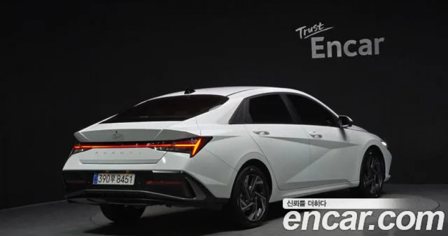 Hyundai Avante (Elantra) 