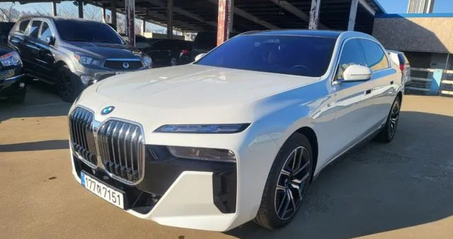 Bmw 7-Series 