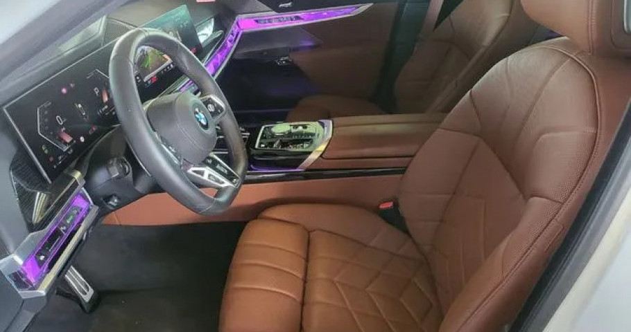 Bmw 7-Series 