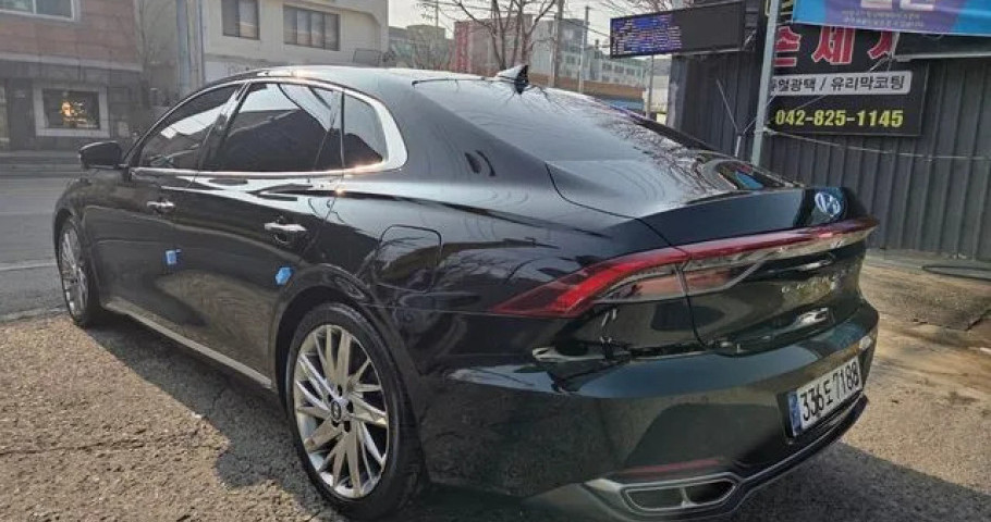 Hyundai Grandeur 