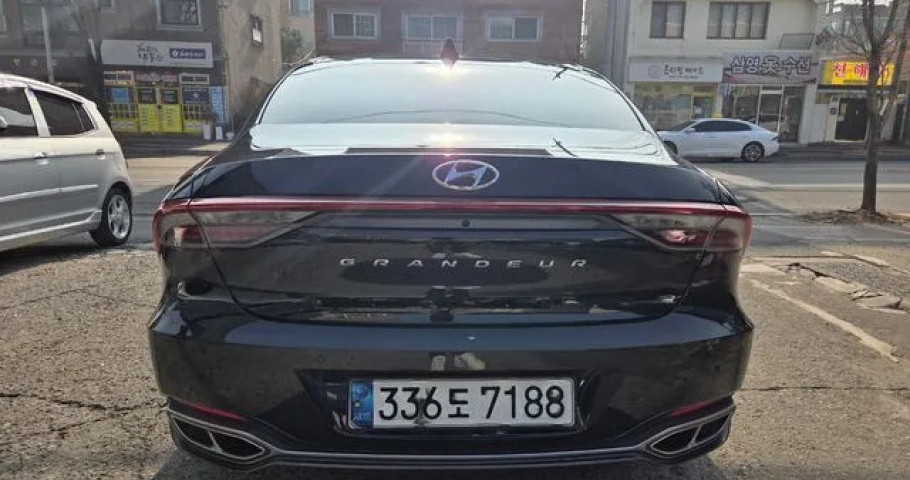 Hyundai Grandeur 