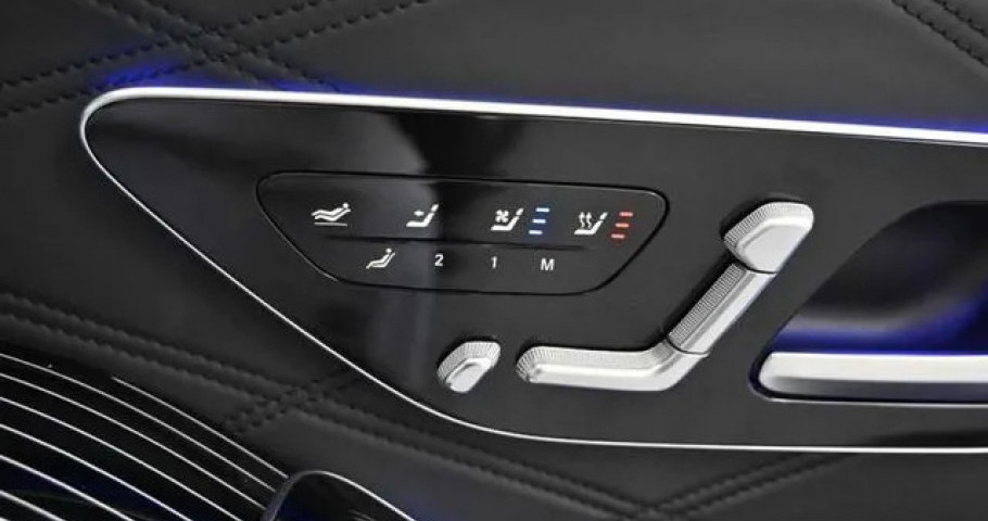 Mercedes-Benz S-Class 