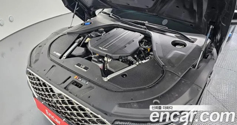 Genesis G90 