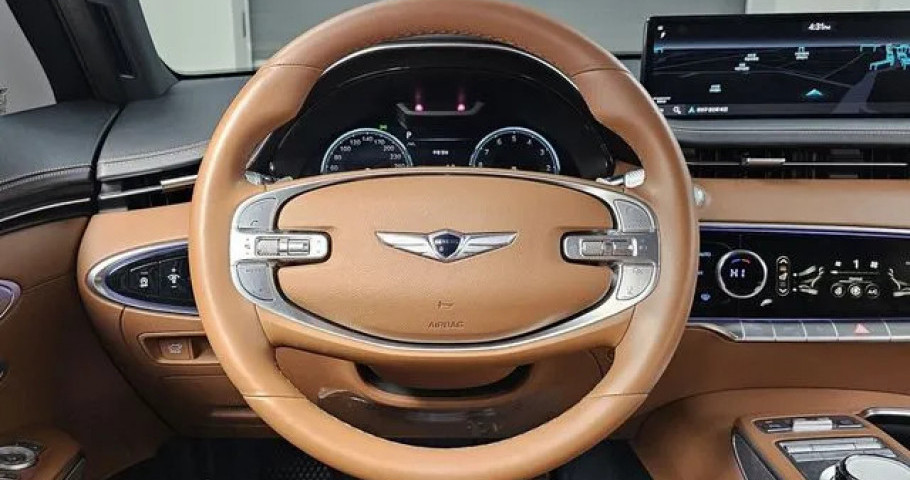 Genesis Gv70 