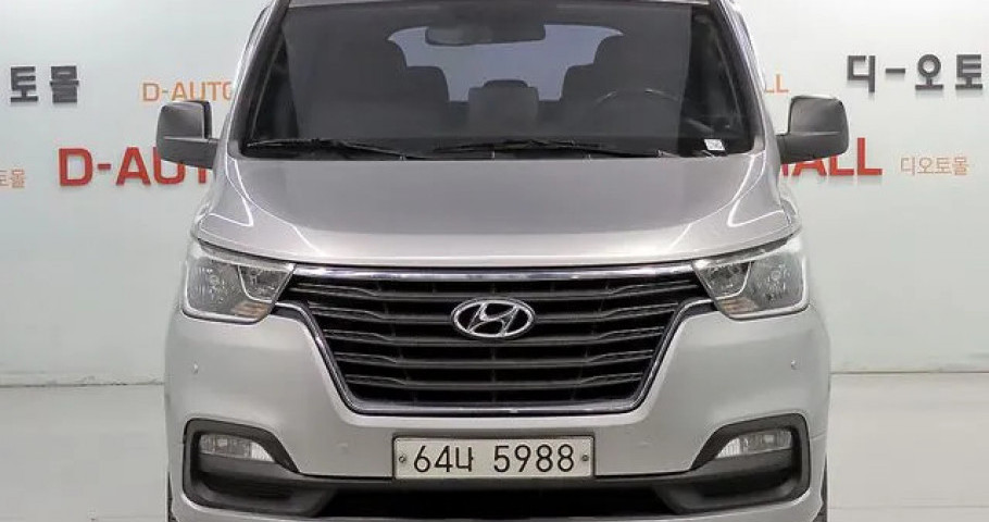 Hyundai Starex 