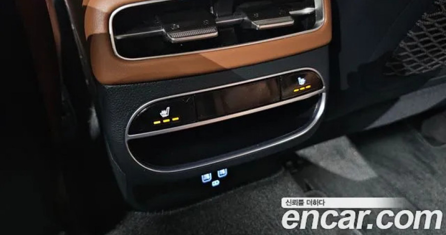 Genesis Gv70 