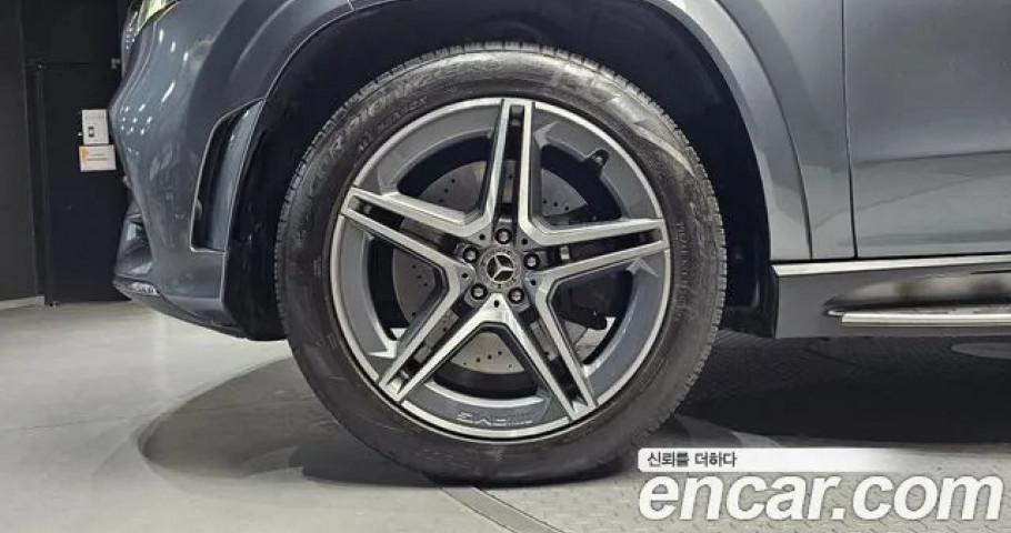 Mercedes-Benz Gls-Class 