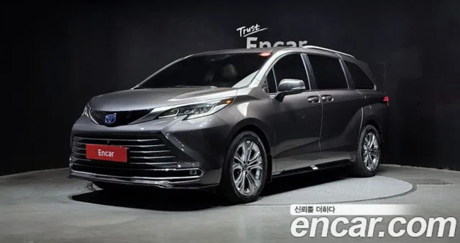 Toyota Sienna 