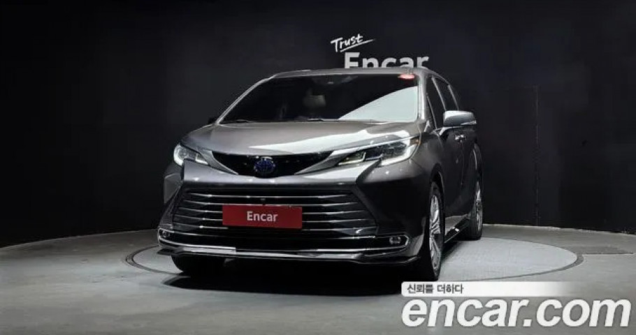 Toyota Sienna 