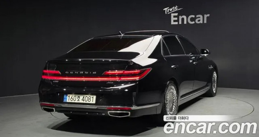 Genesis G90 