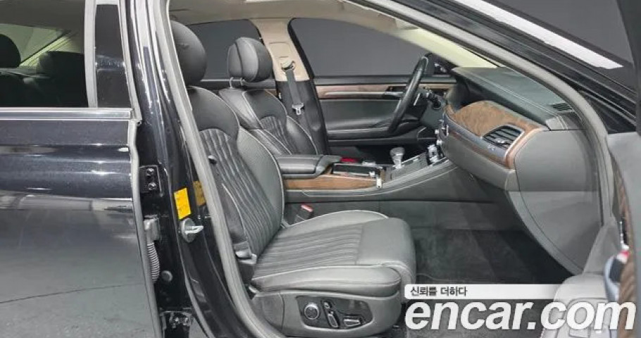 Genesis G90 