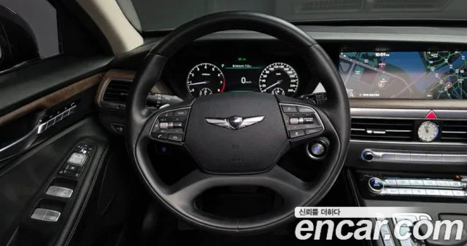 Genesis G90 