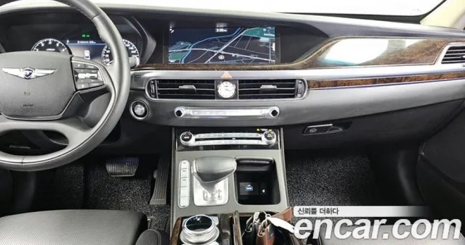 Genesis G90 