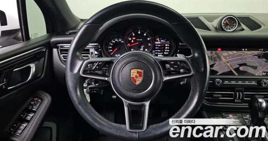 Porsche Macan 