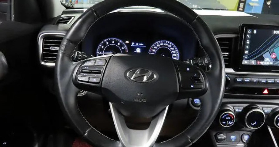 Hyundai Venue 