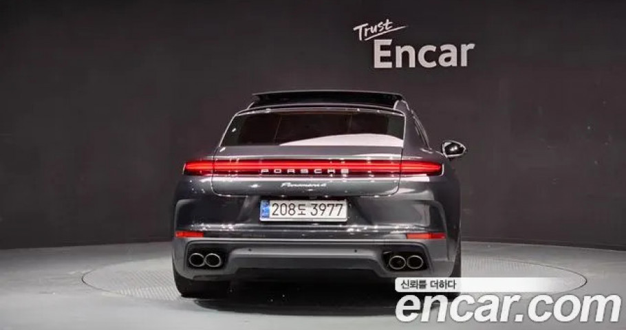 Porsche Panamera 