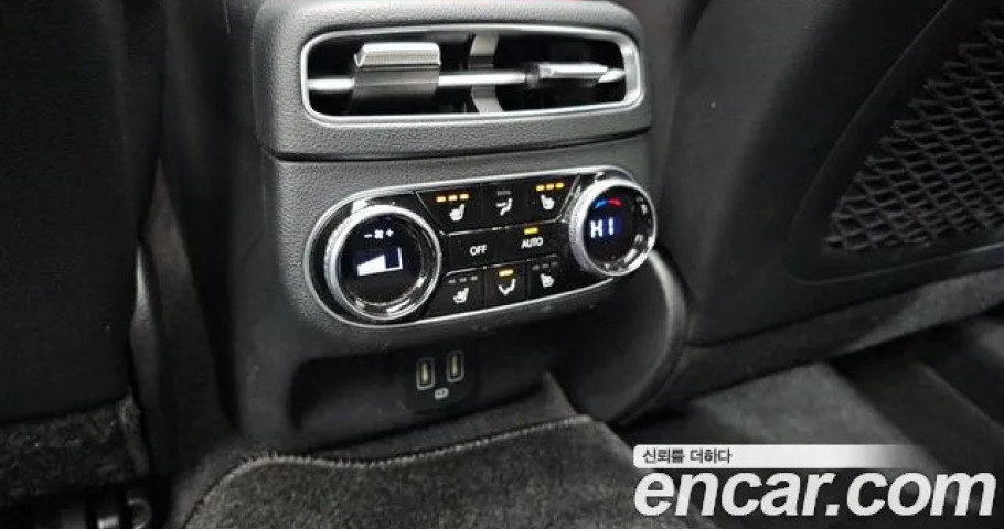 Genesis Gv70 