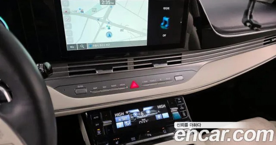 Hyundai Grandeur 